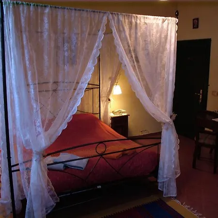 Bed and Breakfast Arianna Lari